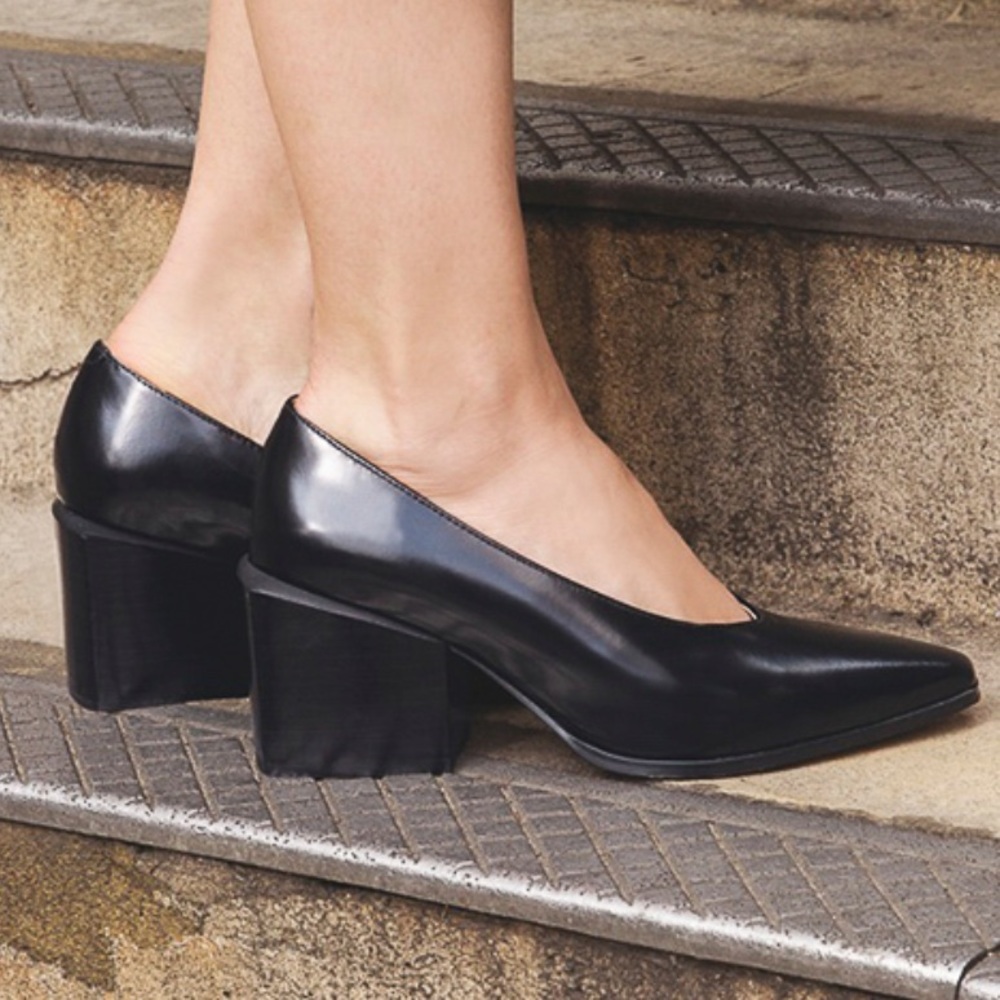 Clarks Amaline Eve Pump LIKE NEW WORK HEELS
